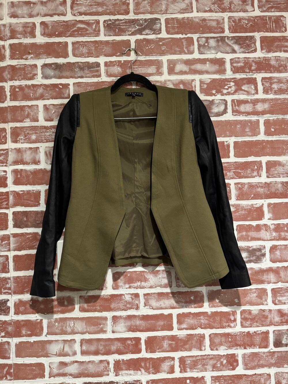 Theory Pryor Yaisa Ponte Blazer XS Cactus Black Leather Sleeve Mixed Media